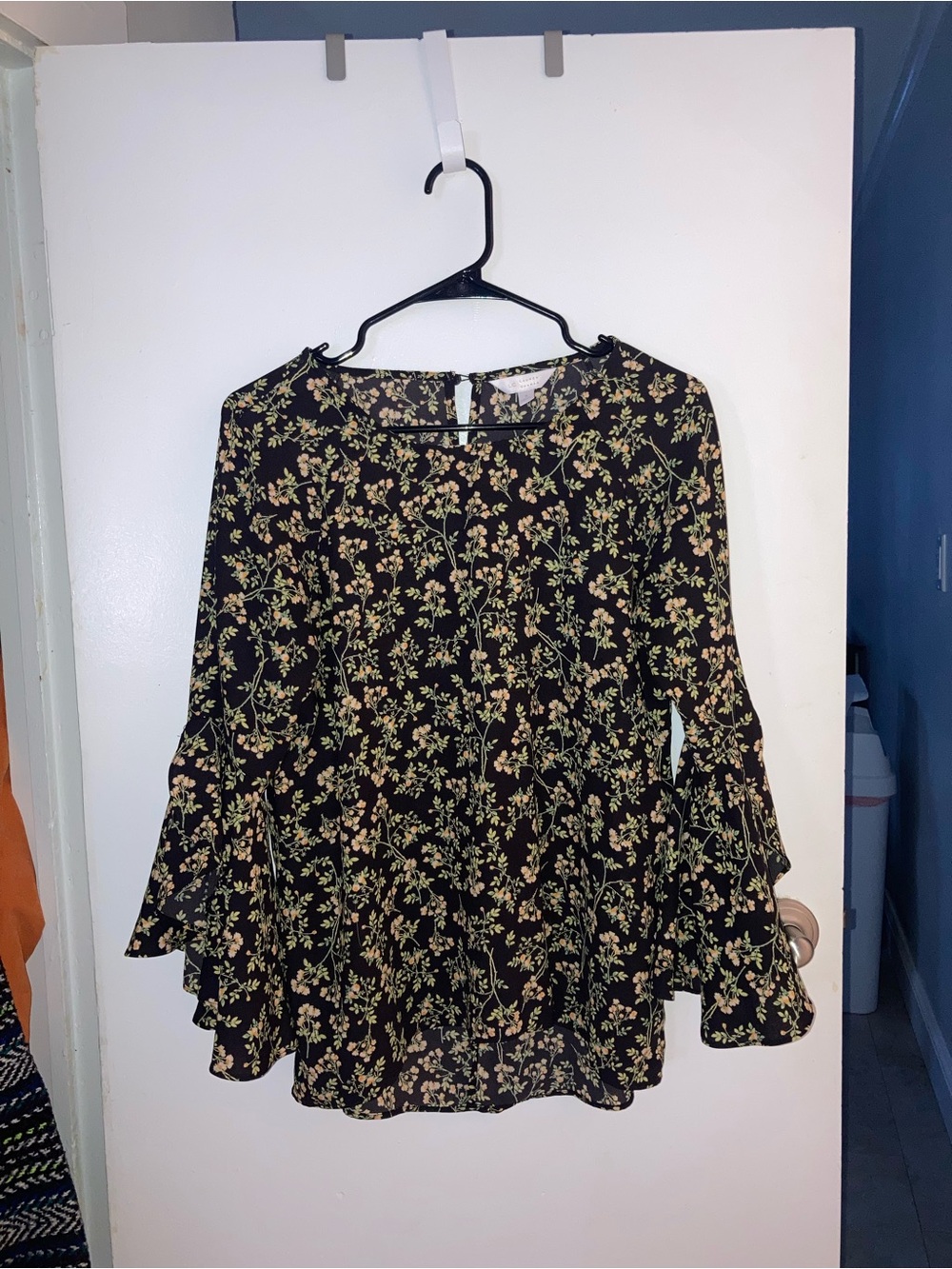 LC Lauren Conrad Black Floral Bell-Sleeve Blouse